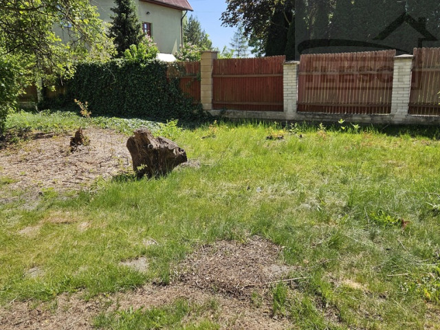 Działka z przyłączami w Nadarzynie